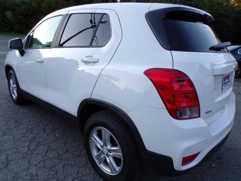 Used 2020 Chevrolet Trax LS w/ Fleet Convenience Package image 9