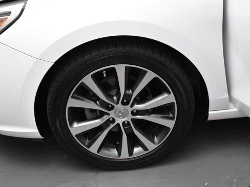 Used 2018 Hyundai Elantra GT image 30