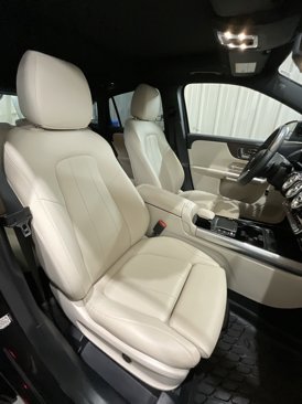 Used 2021 Mercedes-Benz GLA 250 4MATIC image 12