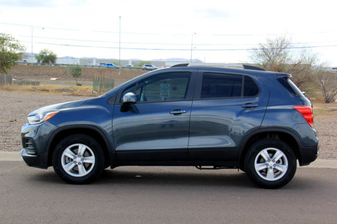 Used 2022 Chevrolet Trax LT w/ Driver Confidence Package image 8