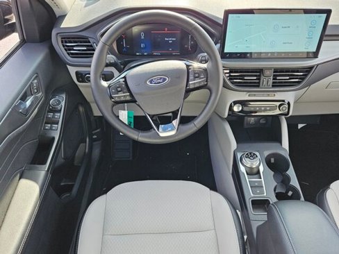 New 2025 Ford Escape SE image 9