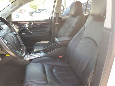 Used 2017 Buick Enclave Premium image 18