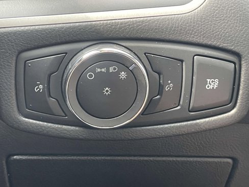 Used 2024 Ford Edge SEL image 27