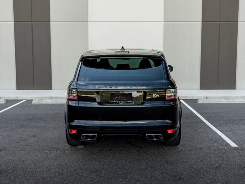 Used 2022 Land Rover Range Rover Sport SVR image 28