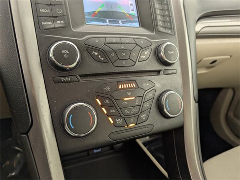 Used 2017 Ford Fusion SE image 35