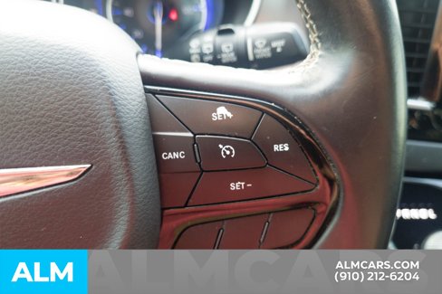 Used 2018 Chrysler Pacifica Touring-L w/ Premium Audio Group image 29