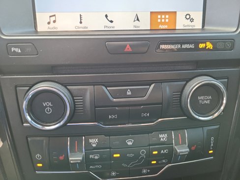 Used 2018 Ford Explorer XLT w/ Equipment Group 202A image 17