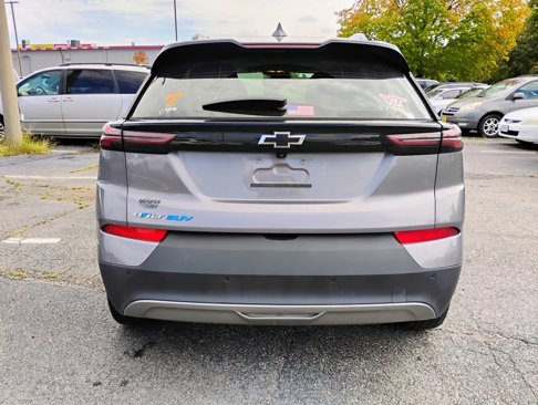 Used 2023 Chevrolet Bolt EUV LT w/ Convenience Package image 6