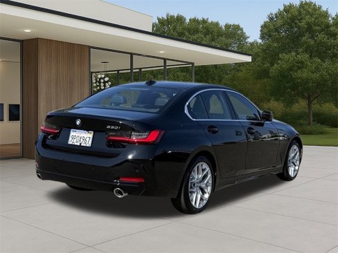 Used 2025 BMW 330i Sedan w/ Convenience Package image 6