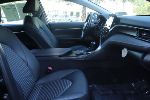 Used 2023 Toyota Camry SE image 17