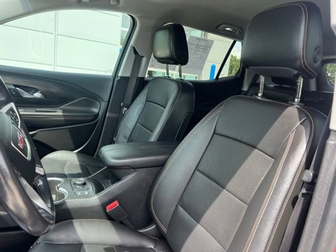 Used 2019 GMC Terrain SLT w/ Preferred Package image 16
