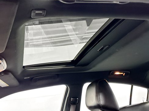 Used 2021 Dodge Charger SXT w/ Leather Interior Group image 18