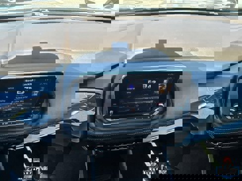 Used 2023 Nissan Rogue SV image 16