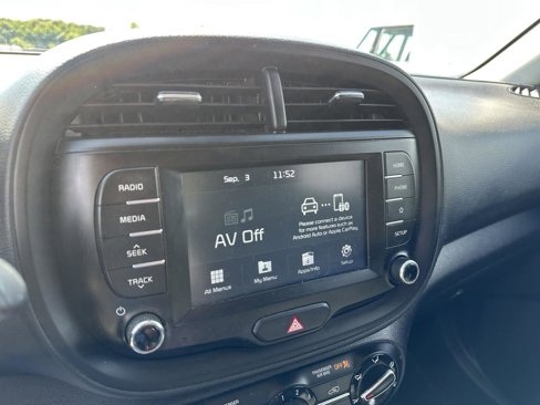 Used 2020 Kia Soul S image 28