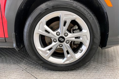 Used 2022 Hyundai Kona SEL w/ Cargo Package image 8