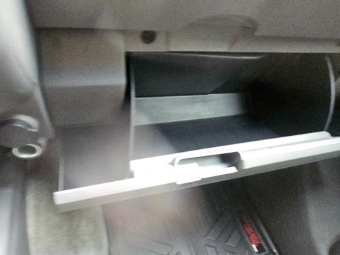 Used 2016 Nissan Frontier SV image 38