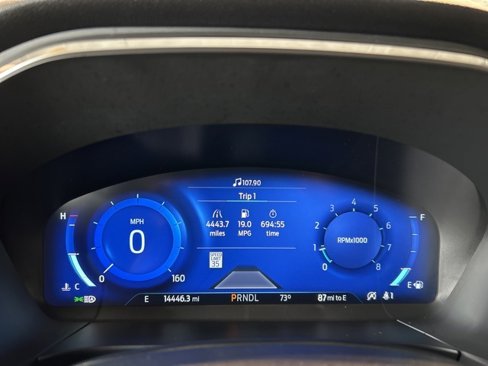 Used 2021 Ford Escape Titanium image 12