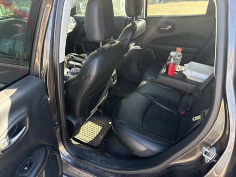 Used 2019 Jeep Compass Latitude w/ Cold Weather Group image 7