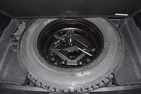 Used 2019 Jeep Cherokee Trailhawk image 34