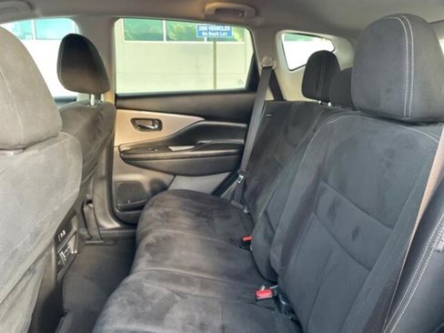 Used 2021 Nissan Murano S image 12