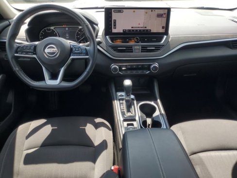 Used 2023 Nissan Altima 2.5 SV w/ SV Premium Package image 27
