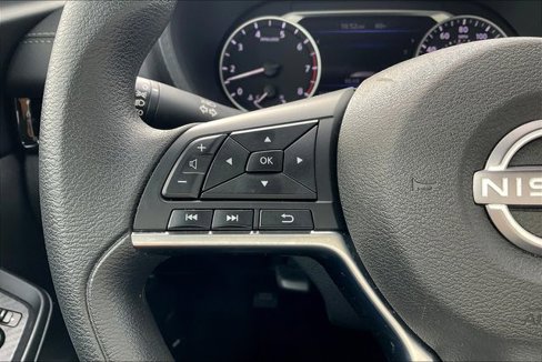 Used 2024 Nissan Sentra SV image 16