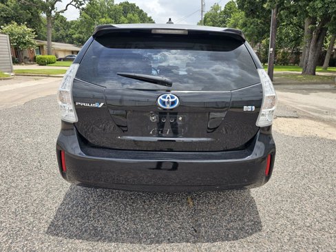 Used 2012 Toyota Prius V Two image 4