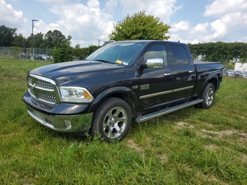 Used 2017 RAM 1500 Laramie w/ Convenience Group image 3
