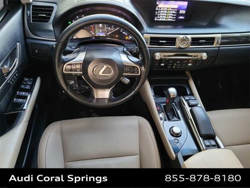 Used 2016 Lexus GS 200t image 18