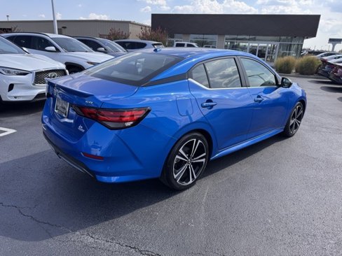 Used 2023 Nissan Sentra SR w/ SR Premium Package image 5