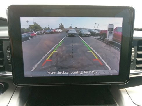 Used 2020 Ford Explorer XLT w/ Equipment Group 202A image 15