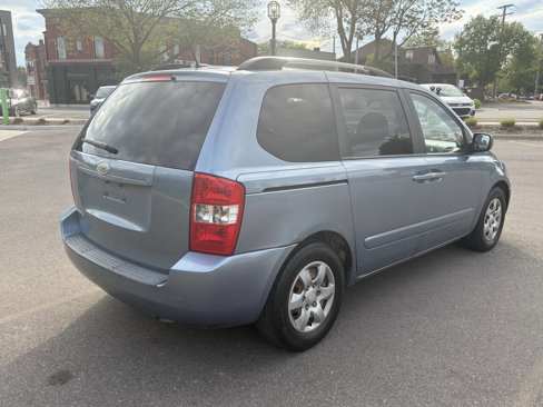 Used 2010 Kia Sedona image 10