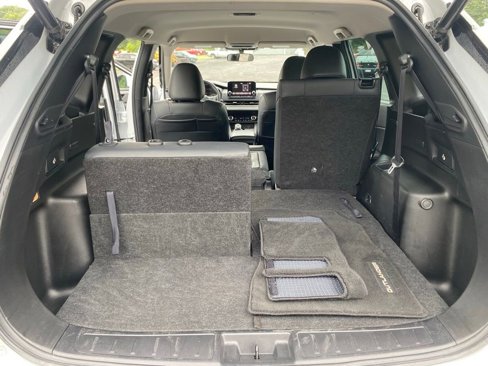 Used 2023 Mitsubishi Outlander SE image 19