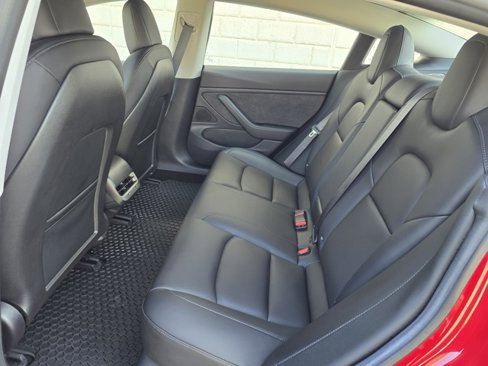 Used 2018 Tesla Model 3 Long Range image 31