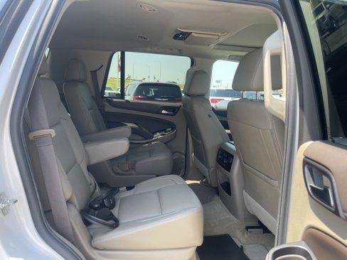 Used 2018 Chevrolet Tahoe LT w/ LT Signature Package image 16