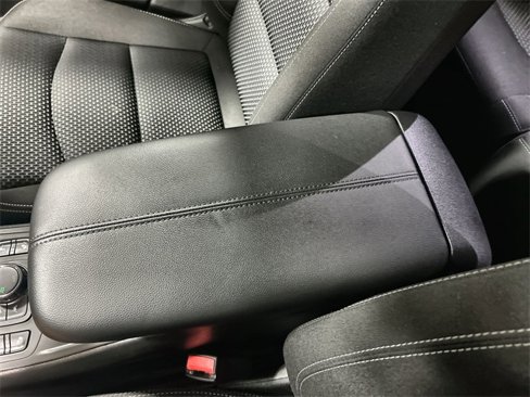 Used 2023 GMC Terrain SLE w/ Driver Convenience Package image 21