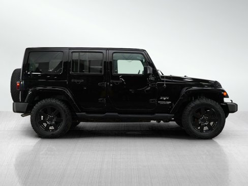 Used 2018 Jeep Wrangler Unlimited Sahara w/ Dual Top Group image 6