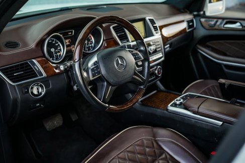 Used 2016 Mercedes-Benz GL 550 4MATIC image 19