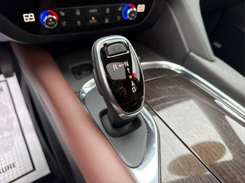 Used 2018 Buick Enclave Avenir image 40