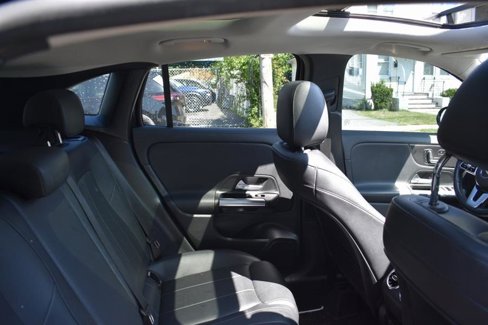 Used 2021 Mercedes-Benz GLA 250 4MATIC image 25