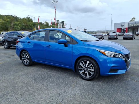 Used 2022 Nissan Versa SV image 14