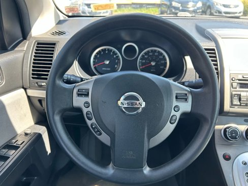 Used 2010 Nissan Sentra 2.0 SR image 12