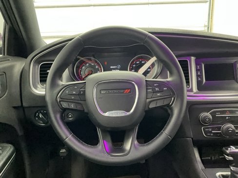 Used 2017 Dodge Charger SE image 7