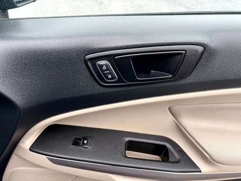Used 2019 Ford EcoSport S image 8