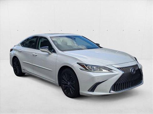 Used 2021 Lexus ES 300h w/ Premium Package image 3