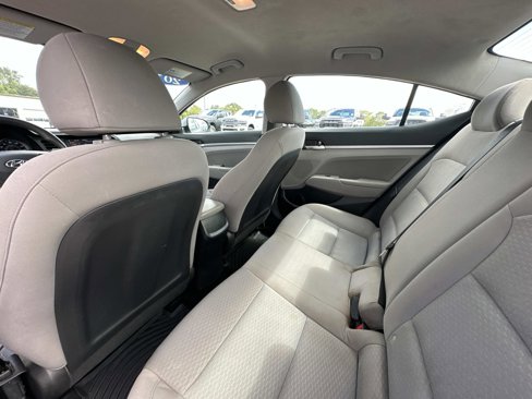 Used 2019 Hyundai Elantra SEL image 17