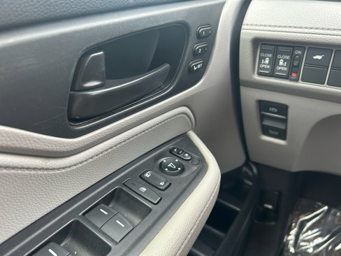 Used 2019 Honda Odyssey EX-L image 20