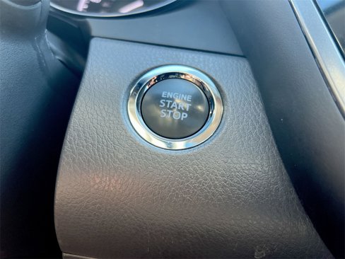Used 2023 Toyota Camry SE w/ Audio Upgrade Package image 15