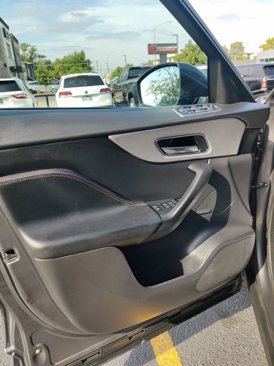 Used 2018 Jaguar F-PACE Prestige image 23