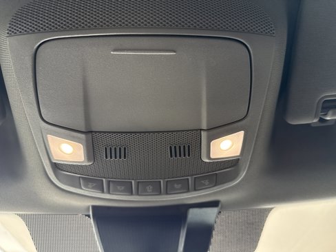 Used 2020 Ford F150 XLT image 28